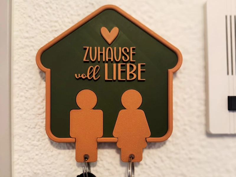 Schlüsselhalter 3D-Druck 3D-gedruckter Schlüsselhalter in Hausform mit Schriftzug „Zuhause voll Liebe“